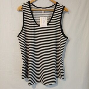 LuLaRoe Tank Top NWT Size 3XL *Fits Like 2XL* Black and White Striped